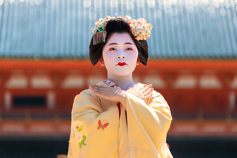 平安神宮例大祭翌日祭　舞踊奉納（祇園甲部　清乃さん、市晴さん、まめ衣さん）_f0155048_0284995.jpg