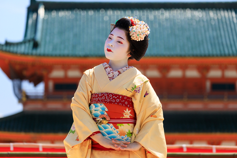 平安神宮例大祭翌日祭　舞踊奉納（祇園甲部　清乃さん、市晴さん、まめ衣さん）_f0155048_0293967.jpg