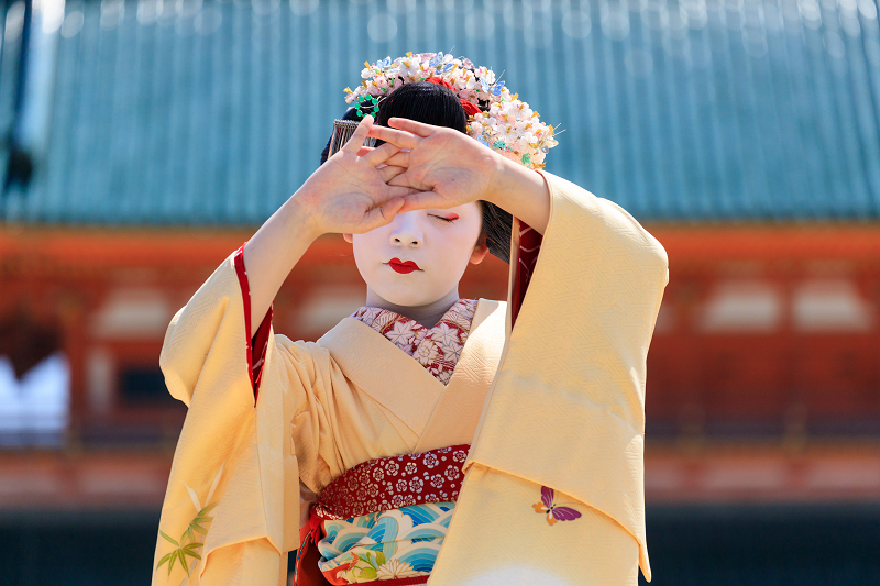 平安神宮例大祭翌日祭　舞踊奉納（祇園甲部　清乃さん、市晴さん、まめ衣さん）_f0155048_029591.jpg