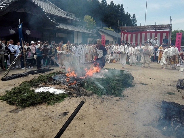 平成29年度石鎚山春山大祭_f0213357_13001305.jpg