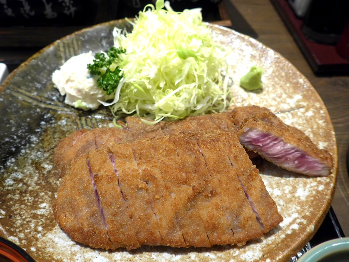 原宿「牛かつ もと村 原宿店」へ行く。_f0232060_1459389.jpg