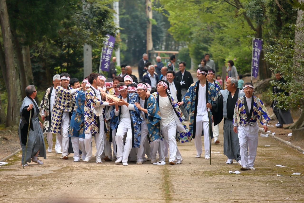 彌美神社の王の舞　前篇_c0196076_06204014.jpg