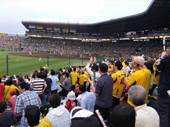 甲子園球場_e0360409_09234878.jpg