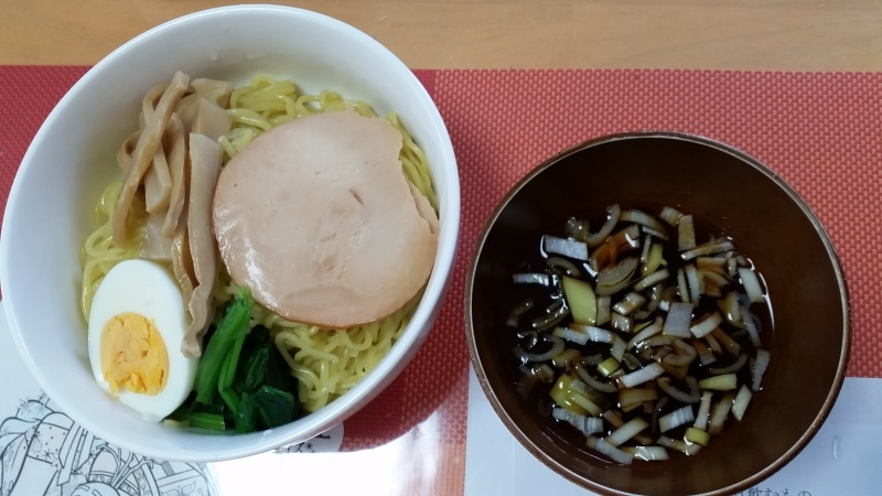 あじさい荘昼食　ざるラーメン_c0357519_16482067.jpg