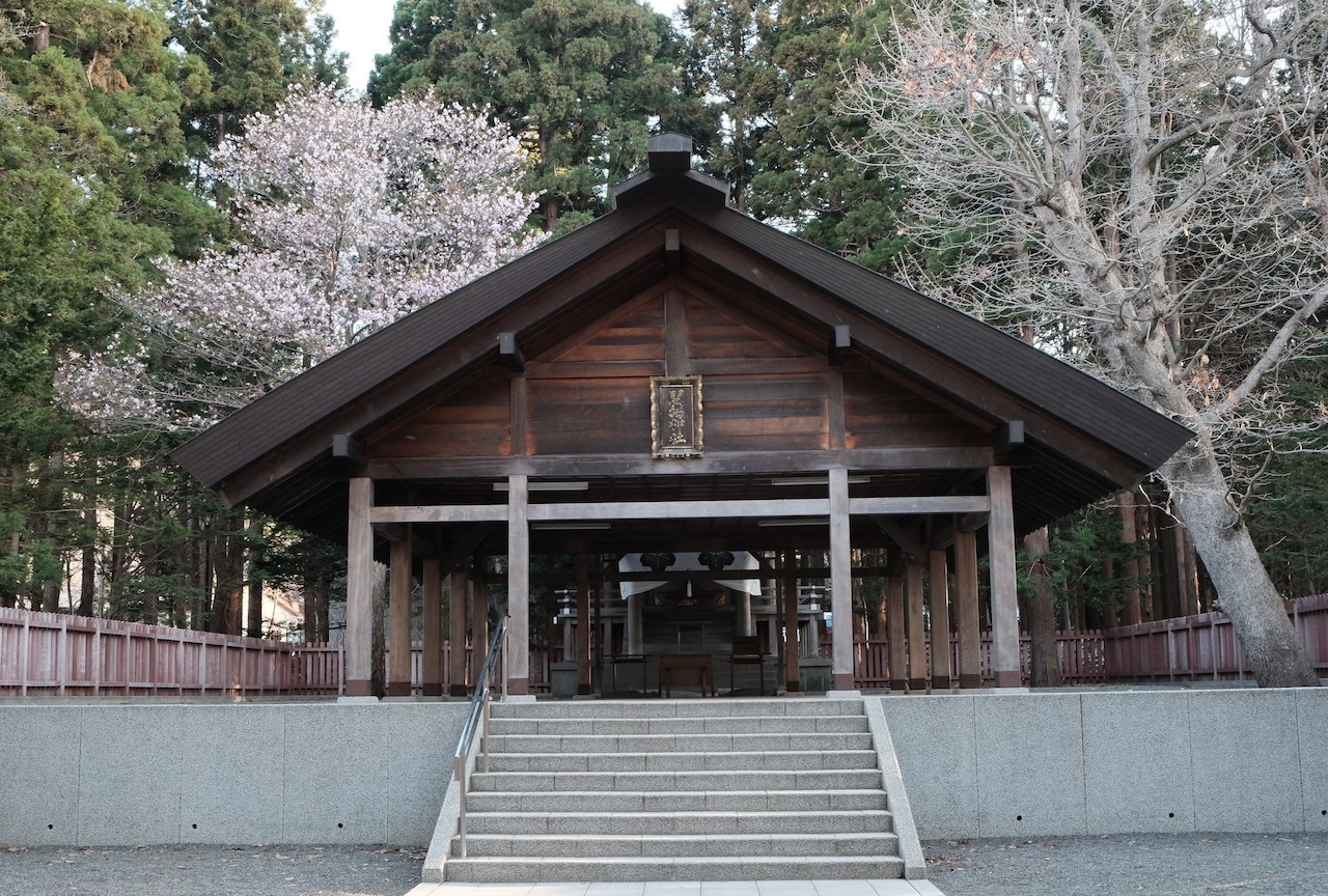 北海道旅行6、 4日目 円山動物園〜北海道神宮〜藻岩山(後悔)〜佐藤(行けず)_b0024832_12553354.jpg