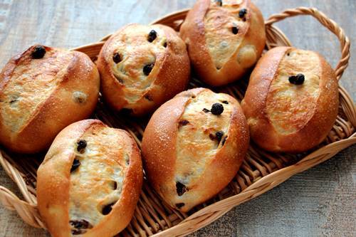 モハベレーズンで ぶどうパン Takacoco Kitchen モハベレーズンで ぶどうパン Takacoco Kitchen