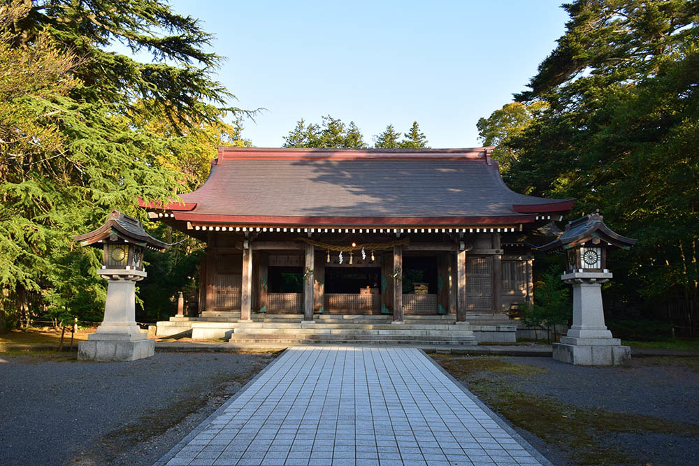 太平記を歩く。　その５２　「名和神社」　鳥取県西伯郡大山町_e0158128_19265237.jpg