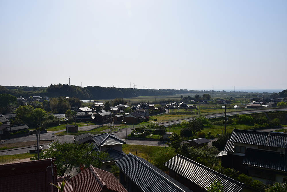太平記を歩く。 その56 「名和一族郎党の墓」 鳥取県西伯郡大山町_e0158128_20224157.jpg