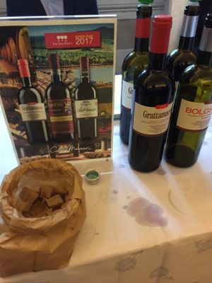 ワインの試飲会へいってきました。〜Costa Toscana（トスカーナ海岸沿い地帯）_d0136540_00402845.jpg