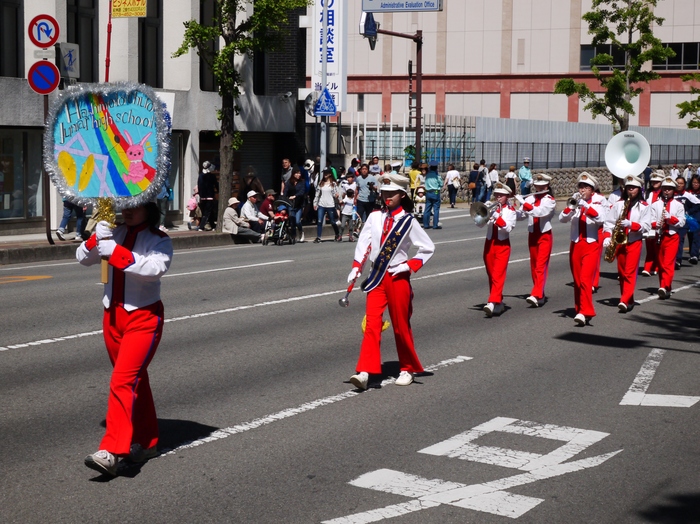 　　２０１７子どもなかよしまつり・音楽大行進パレード _b0093754_20495543.jpg