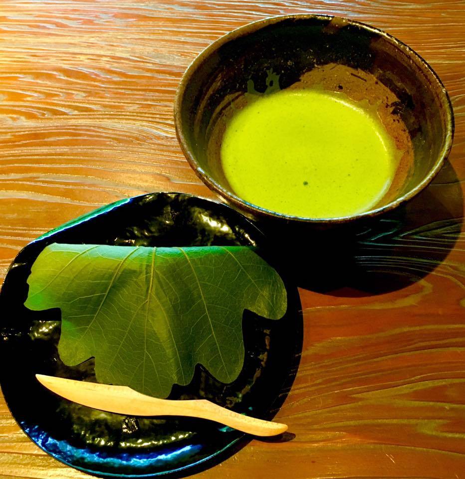 瀟洒な邸宅「八雲茶寮 」で昼懐石♪_a0138976_12514879.jpg