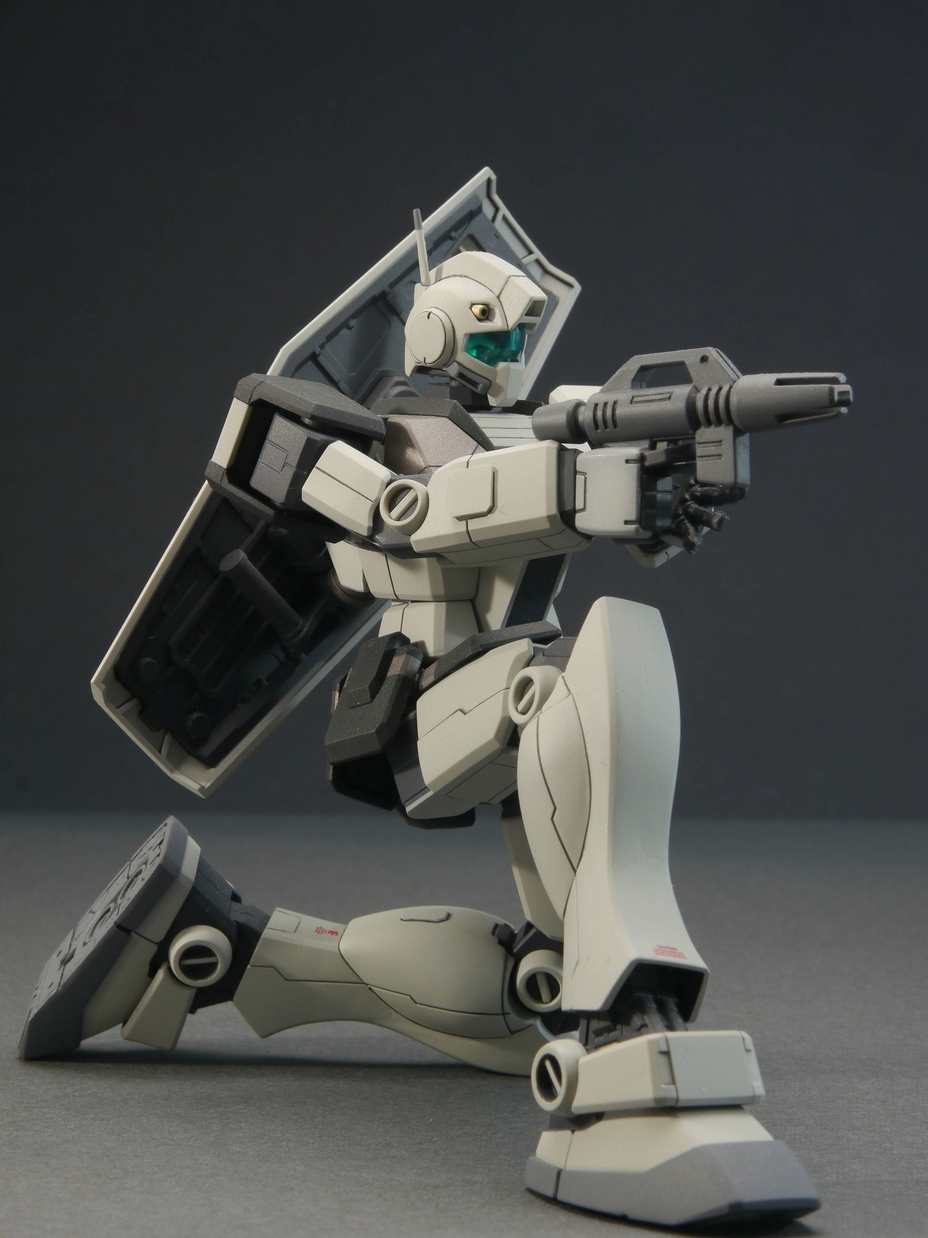 ガンプラ片膝立ち信仰 Dnf ガンプラ片膝立ち信仰 Dnf