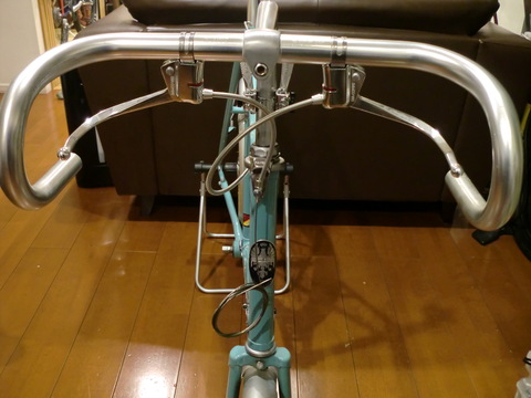 Bianchi miniVelo 7　カスタム⑥日泉ケーブルでライン取り回し_f0202106_10113526.jpg