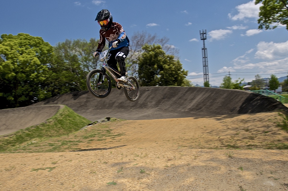 ２０１７怒濤のGW遠征VOL1：５月４日大泉緑地BMXトラックの風景_b0065730_23451978.jpg