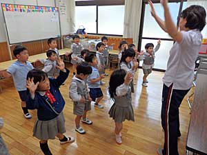 英語クラブスタート_e0325335_891128.jpg
