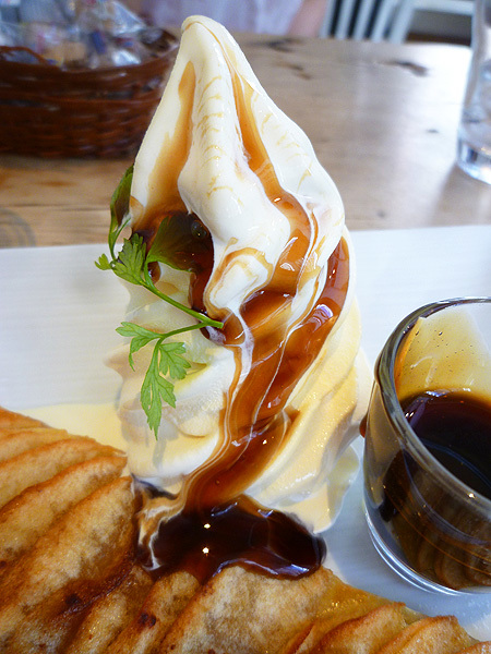 dolci cafe SILKREAM_c0152767_22194579.jpg
