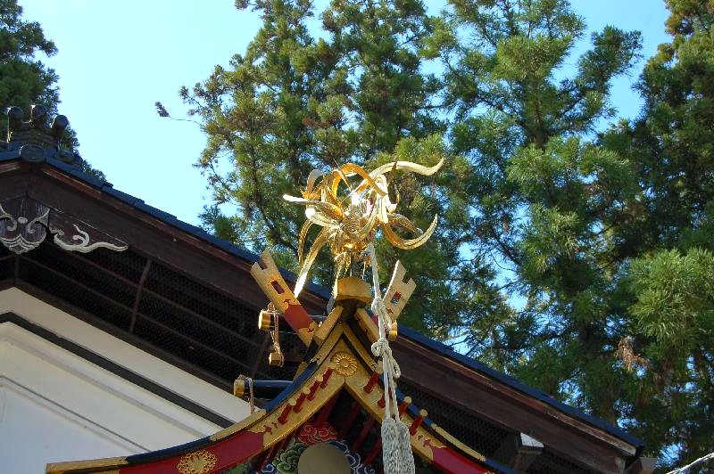 　飛騨総社(県社祭)の神楽台　_f0290971_930221.jpg