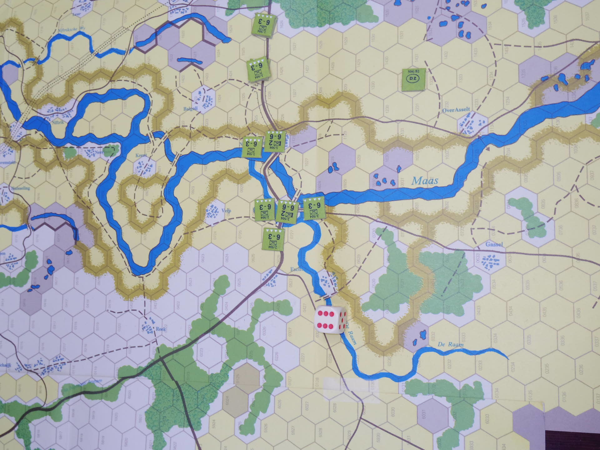 SPI)Highway to the Reichキャンペーン二日目;遠すぎた橋その SPI)Highway to the Reichキャンペーン二日目;遠すぎた橋その