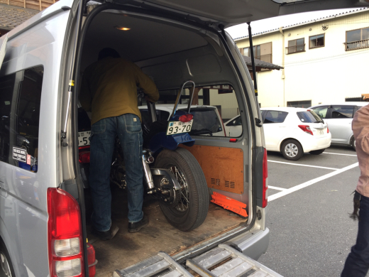 今日のgeemotorcycles は〜!_a0110720_11471537.jpg