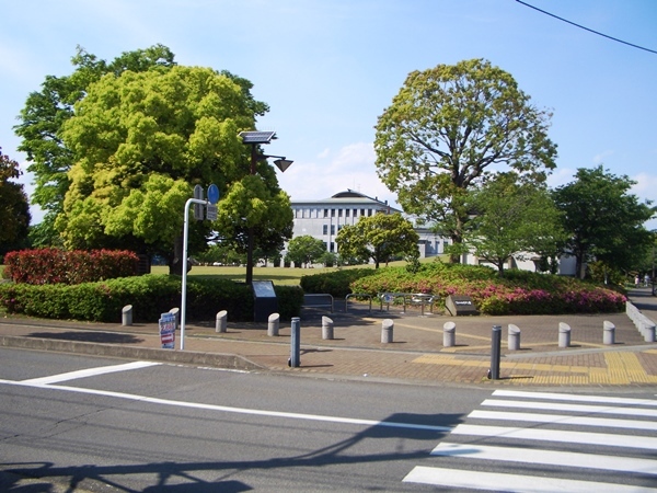 自転車で走ろう寒川(その１：…寒川神社…念宗寺…岡田遺跡…)_d0239667_20111021.jpg