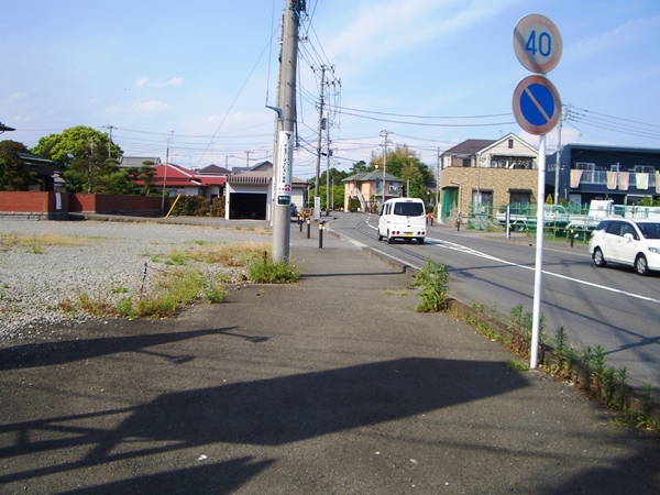 自転車で走ろう寒川(その１：…寒川神社…念宗寺…岡田遺跡…)_d0239667_20315725.jpg