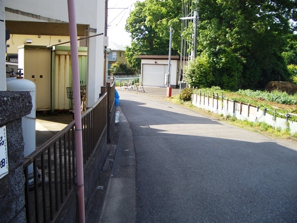 自転車で走ろう寒川(その１：…寒川神社…念宗寺…岡田遺跡…)_d0239667_20324871.jpg