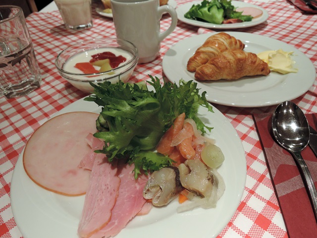 f0373905_1151385.jpg