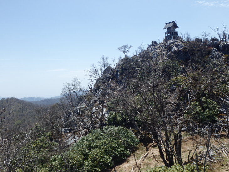 雷坂を使って国見岳～五勇山～石堂屋周回_f0193521_1642631.jpg