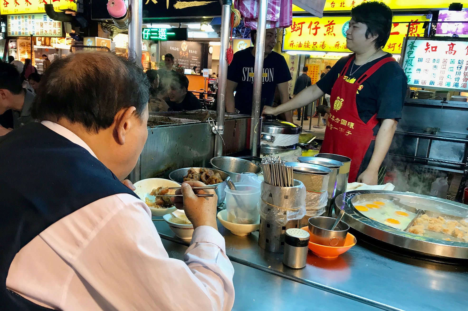 台北街角スナップ 寧夏夜市 2017.5_b0212342_12515249.jpg