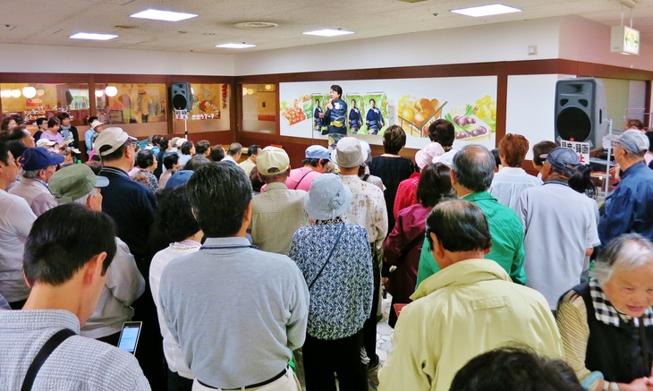 夫婦花発売記念ミニライブ・イズミヤ若江岩田店_b0083801_2094495.jpg