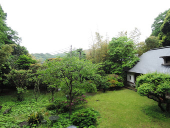 雨の「　鎌倉の大屋根　」_c0195909_11415790.jpg