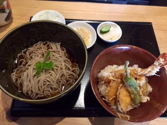 蕎麦屋さんのランチ。手打ちそば 千花_f0372922_10464753.jpg