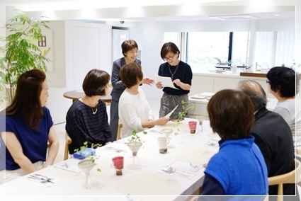 宮部友宏さんの器にピカールを盛り付けて♪ ~LIFE DESIGN STUDIO 1dayレッスン_d0217944_18295665.jpg