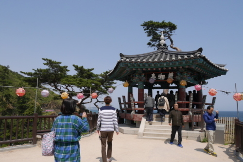 韓国お寺巡りの旅　⑰海が見えるお寺　洛山寺　つづき_a0140305_23004933.jpg