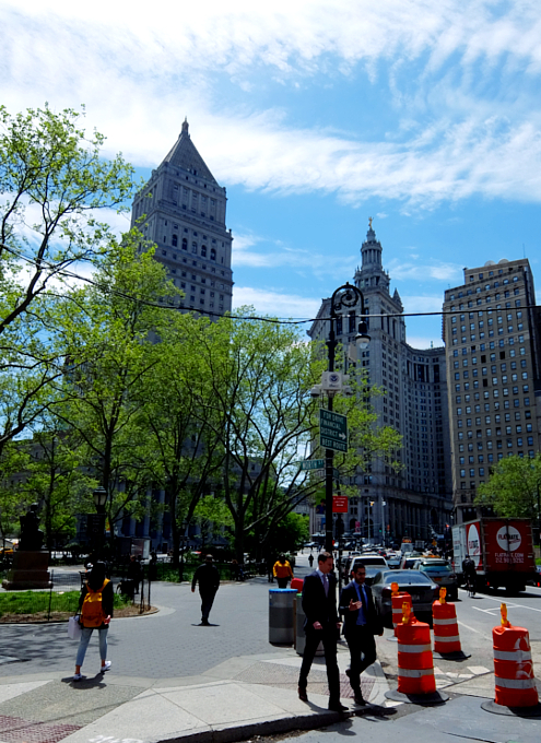 ニューヨークの市役所(City Hall)エリアをお散歩_b0007805_210140.jpg