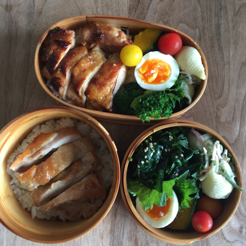 職場弁当と学校弁当 ー鶏の味噌漬け丼 そして親の忍耐力_a0353226_08261951.jpg