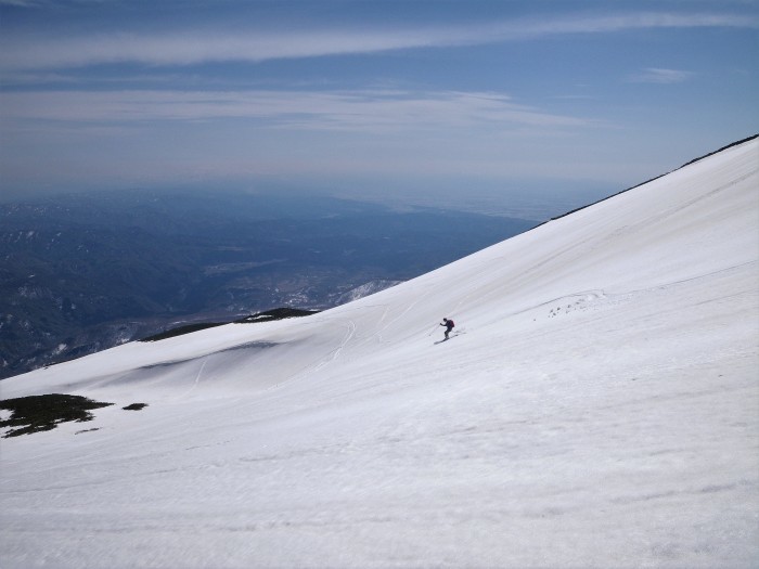 鳥海山・湯ノ台（鶴間池～大股雪渓） ～ ２０１７年５月４日_f0170180_00462563.jpg