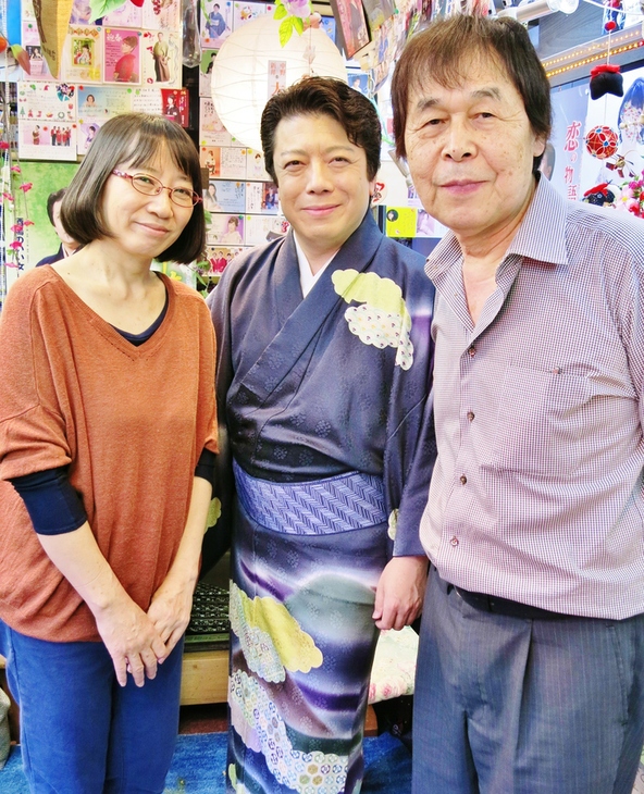 夫婦花発売記念ミニライブ・中野名曲堂_b0083801_1163626.jpg