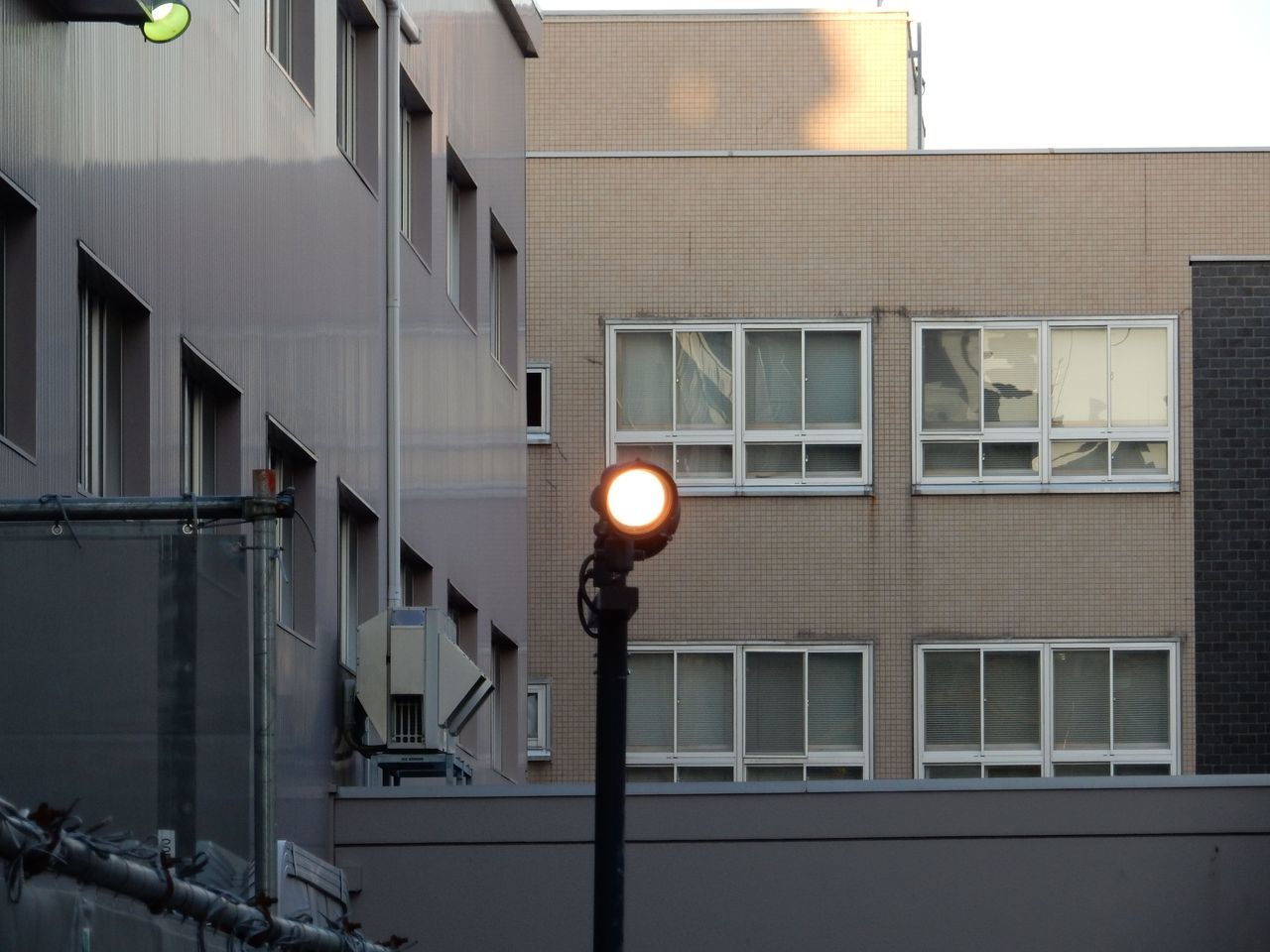 夏日の午後の講義を終えて_c0025115_21551988.jpg