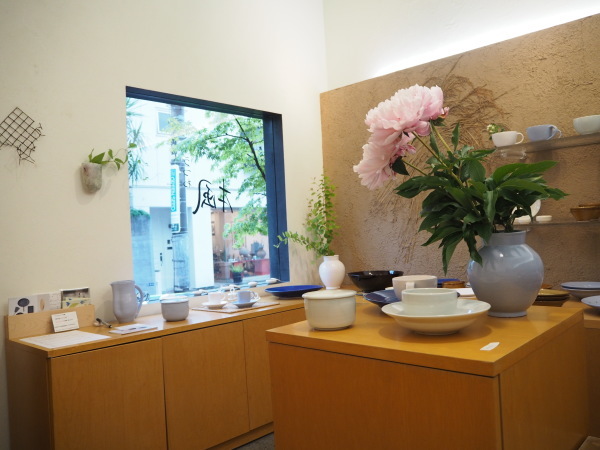 石田誠展 2日目です_b0132442_17571294.jpg