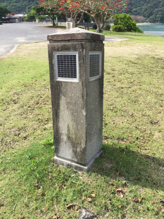 諸鈍長浜公園の灯柱が、_e0028387_12512574.jpg
