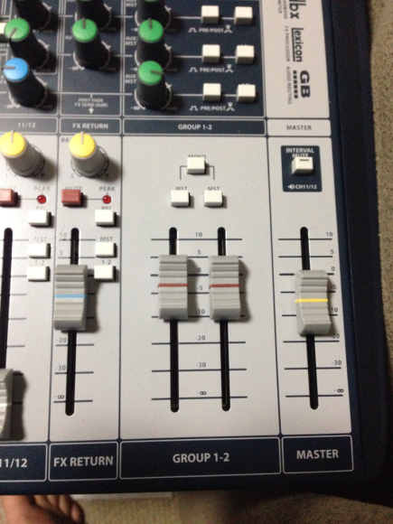 soundcraft signature12_d0063599_07245967.jpg