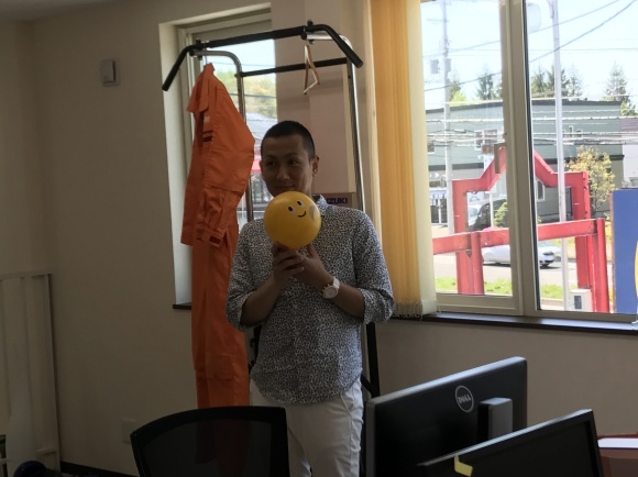 5月19日 金曜日のみんなブログ(´▽`) ランクル200D右ハンドル到着★TOMMY_b0127002_18001566.jpg