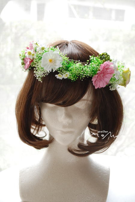 ピンクガーベラとかすみ草の花冠&リストレット!_a0136507_22535724.jpg