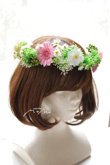 ピンクガーベラとかすみ草の花冠&リストレット!_a0136507_22541029.jpg
