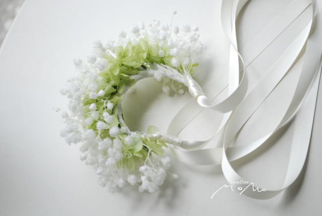 ピンクガーベラとかすみ草の花冠&リストレット!_a0136507_22550918.jpg