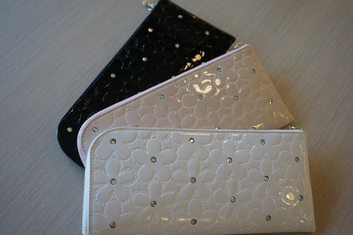 ☆ロングウォレット入荷しました☆_a0143711_11401285.jpg