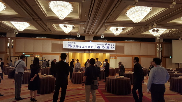 「一途に前を」歌います☺。_e0119092_10145082.jpg