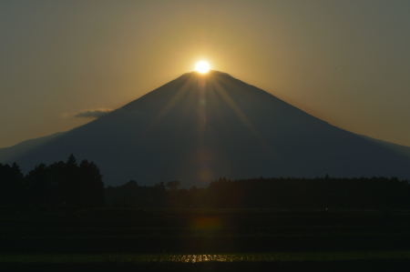 2017年5月20日　御殿場市茱萸沢　ダイヤモンド富士_c0314839_06160376.jpg