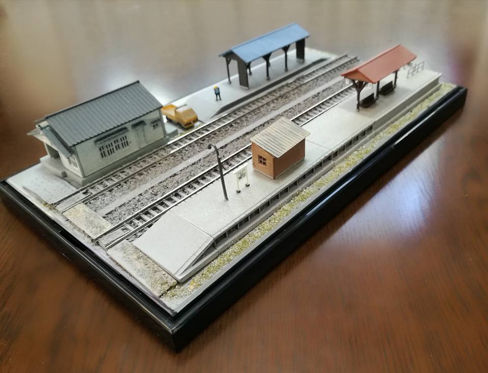 NEWジオラマ「貨物ホームのあるローカル駅」 : e-station